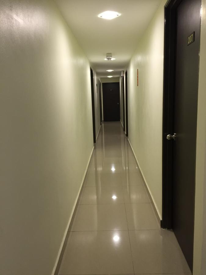Desa House Hotel Kepong Exterior photo