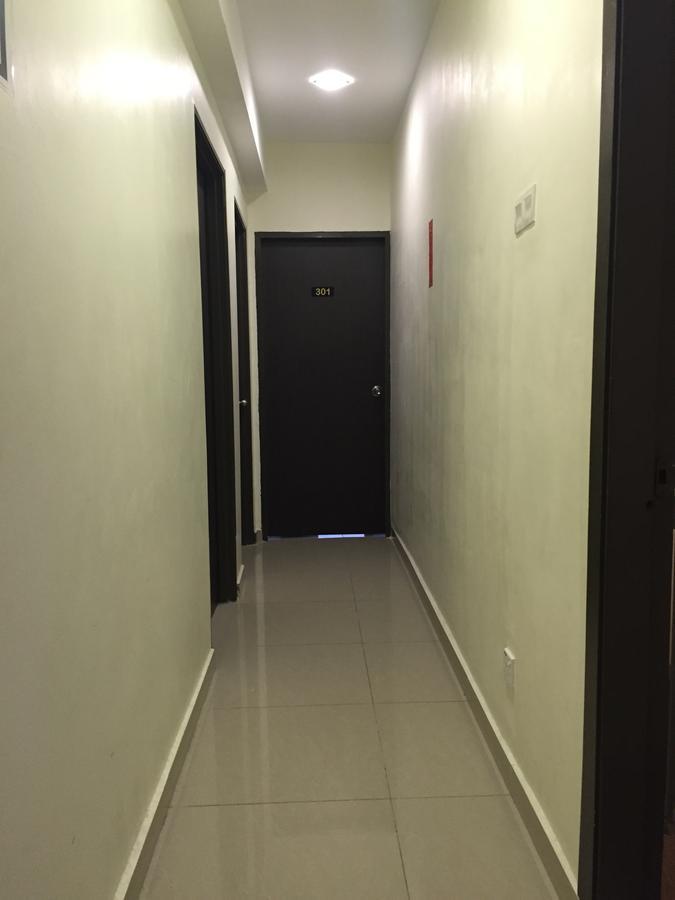 Desa House Hotel Kepong Exterior photo