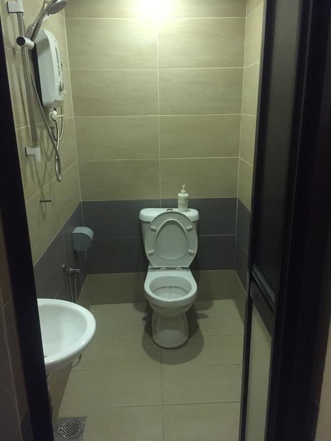 Desa House Hotel Kepong Exterior photo